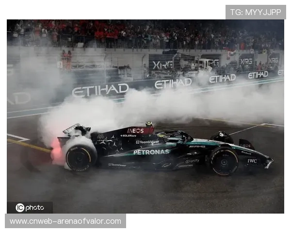 汉密尔顿性能工程师转投澳大利亚Supercar赛事，车队内部调整持续