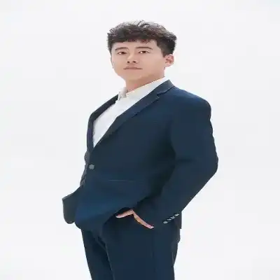 邬茜梧
